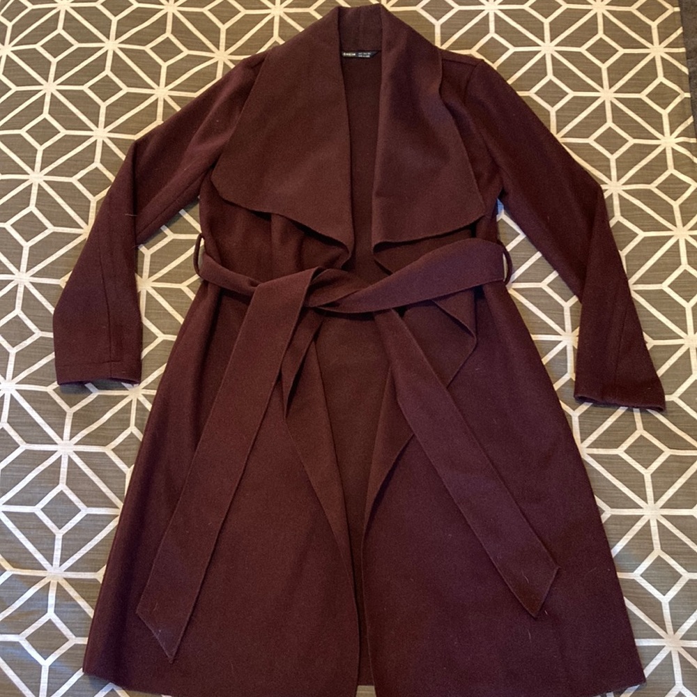 NWOT Plum open front felt trench